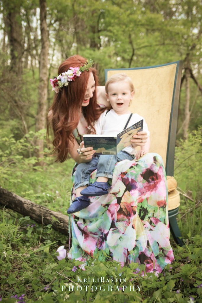 story time, story time photo shoot, whimsical photos, flower wreath, floral crown, flower crown