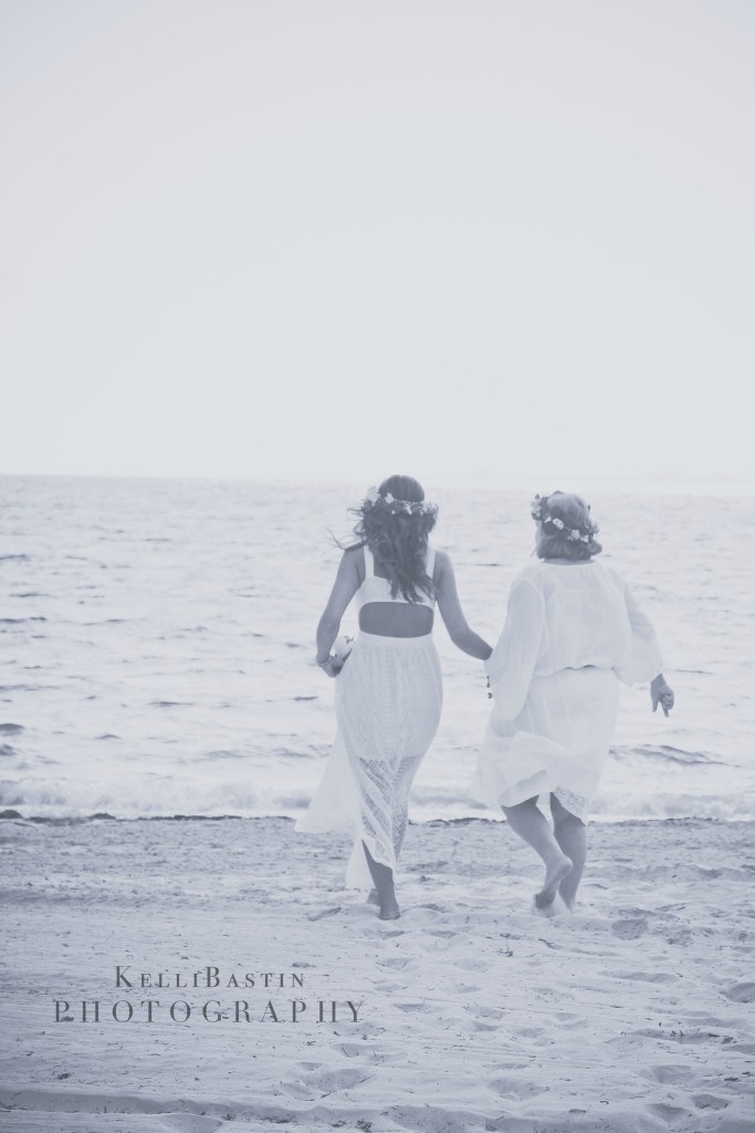 bride and her mother, photography, beach photo ideas, beach photo shoot, flower crown, photo props