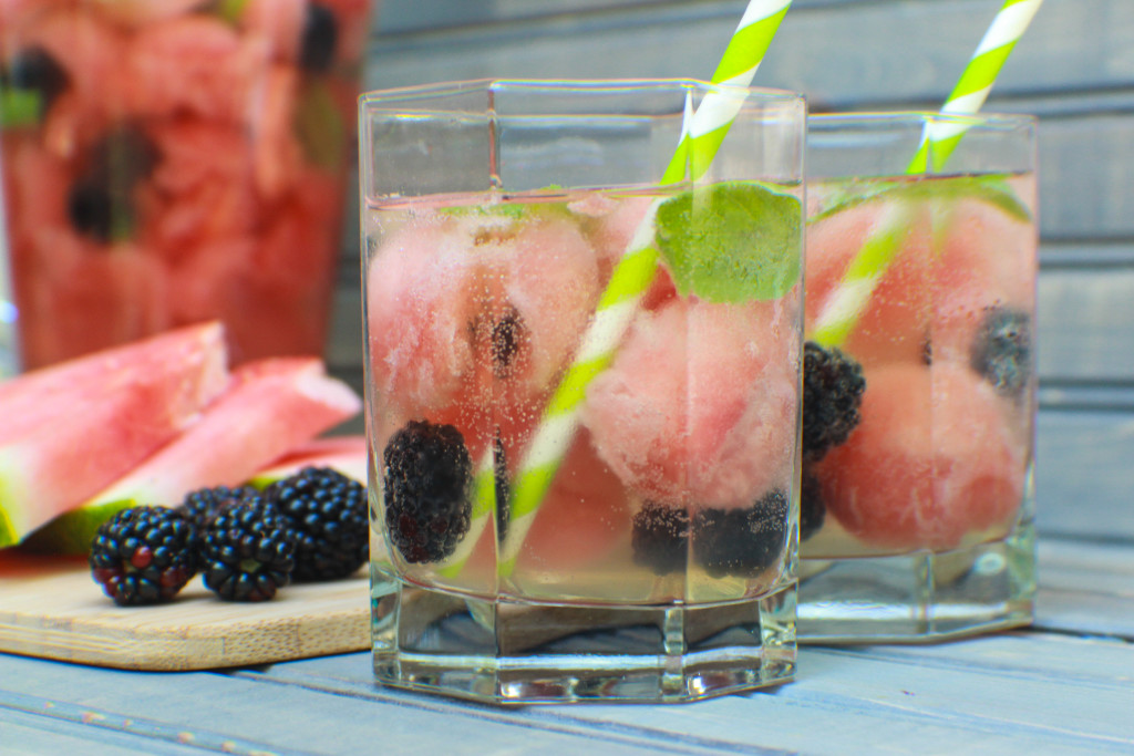 food blogger, indy blogger, watermelon sangria, watermelon cocktail, drink recipes, summer drinks