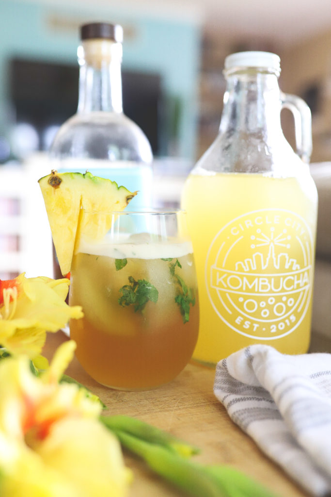 Easy Kombucha Cocktail: Pineapple Mint