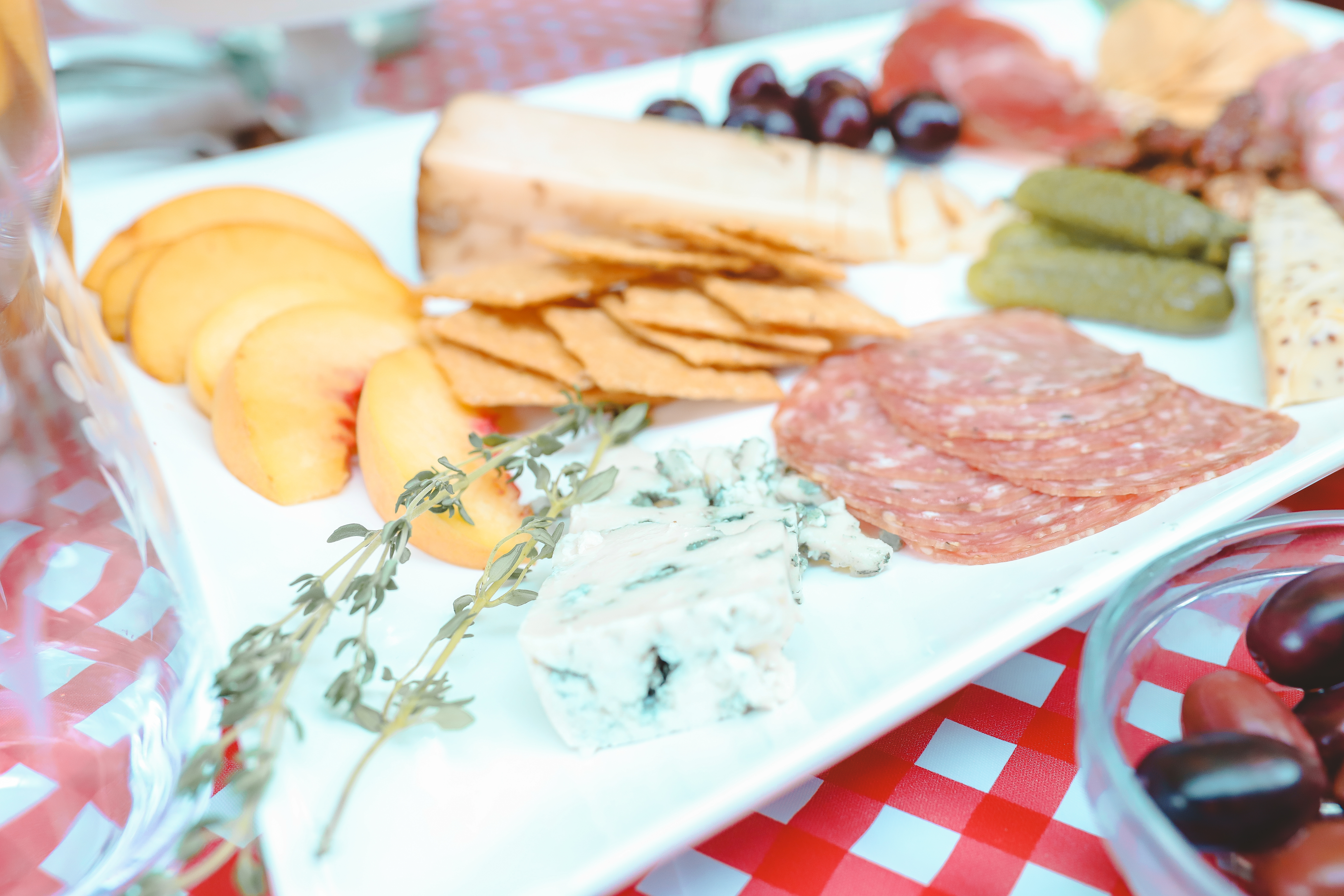 How to make a great charcuterie and cheese board.